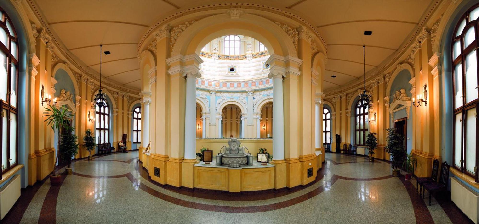 Aparthotel Zdroj Wojciech à Lądek-Zdrój Extérieur photo